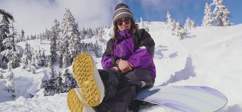 Load and play video in Gallery viewer, Union Ultra Women's Snowboard Binding 2027
