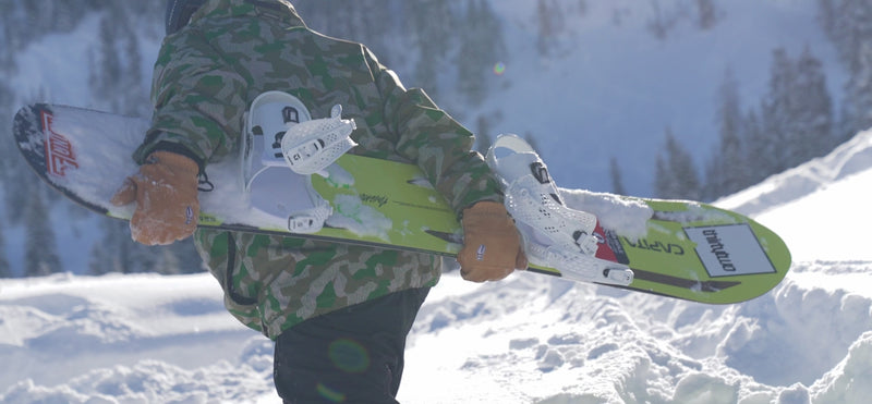 Load and play video in Gallery viewer, Union Force Classic Snowboard Binding 2027
